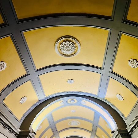 B&B Galileo Galilei カゼルタ エクステリア 写真